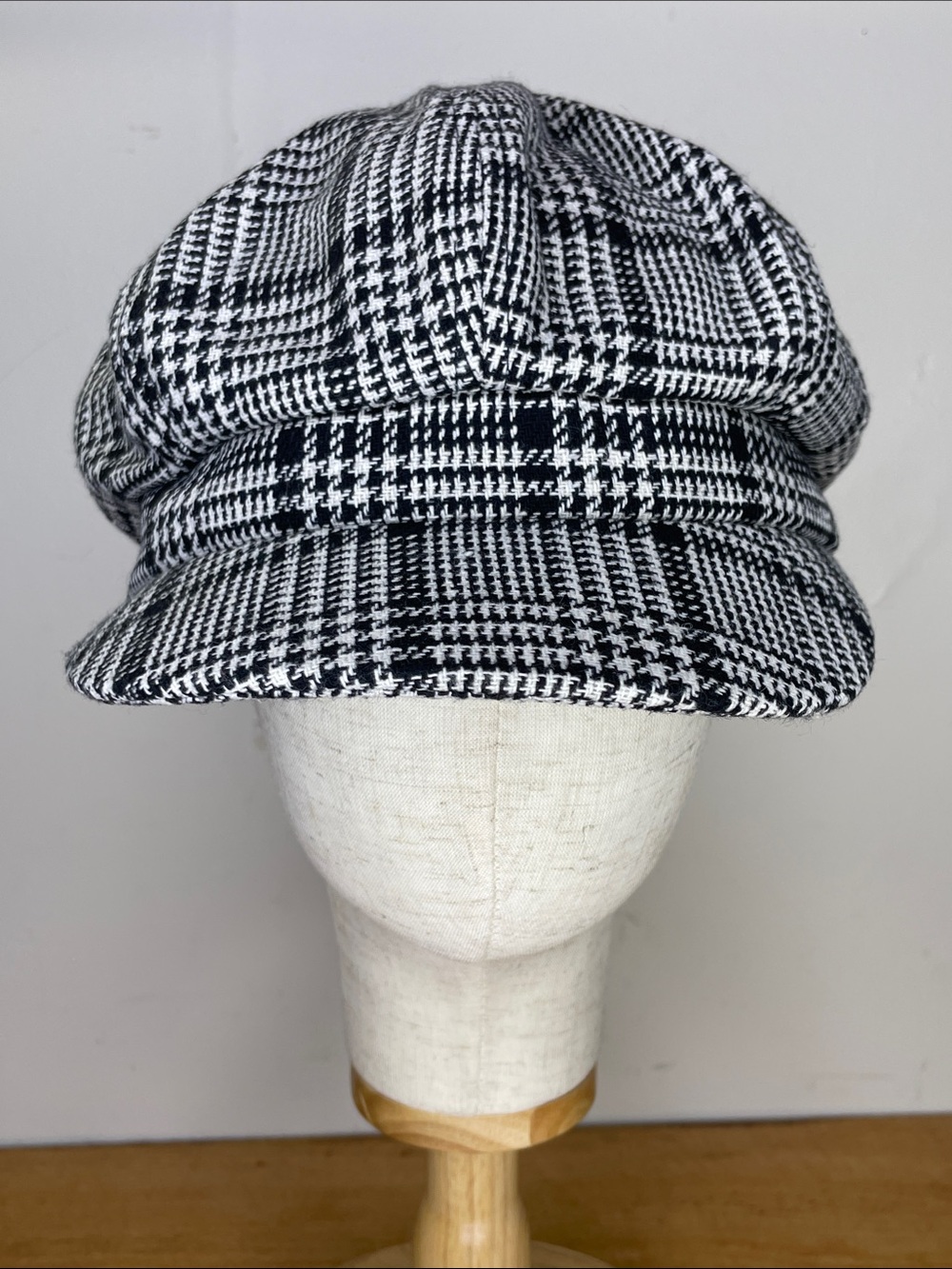 Black & White Plaid Baker Boy Cap - Women Accessories